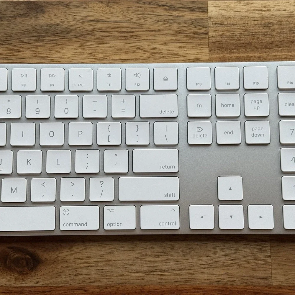 OEM Apple A1843 Wireless Rechargeable Bluetooth Magic Keyboard Numeric Keypad